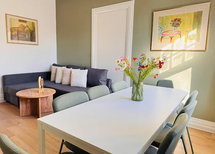 Apartment Aday - Mansion - 3 Bedroom